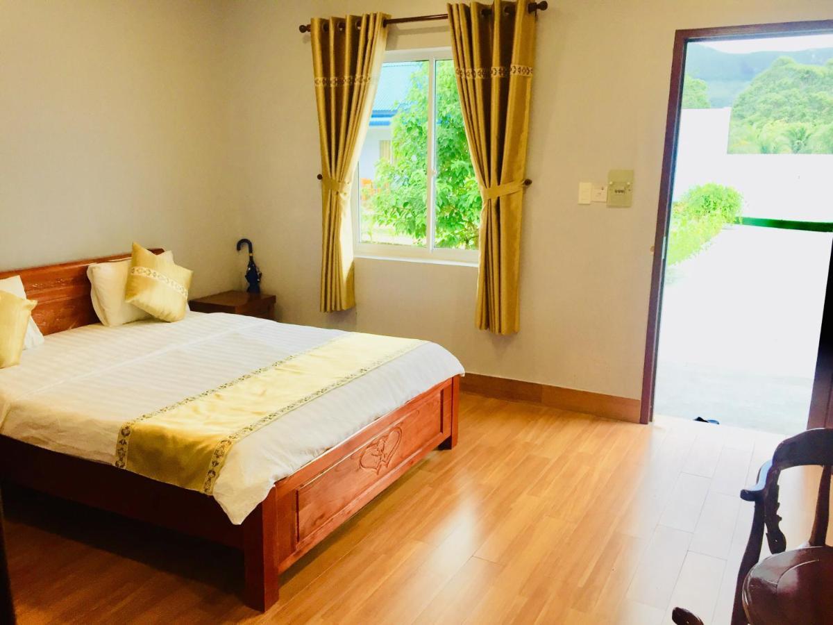 Bungalow Hotel Chi Khu Co Ong Exteriér fotografie