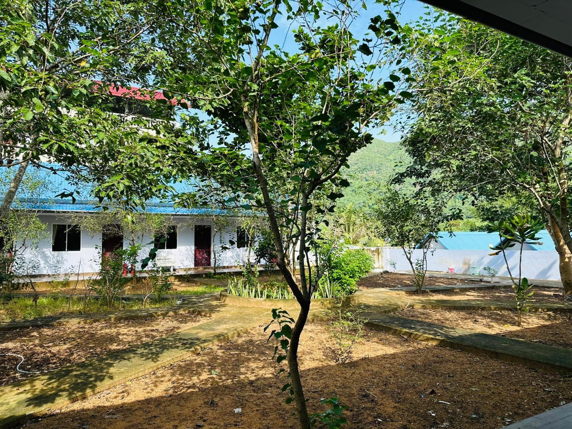 Bungalow Hotel Chi Khu Co Ong Exteriér fotografie