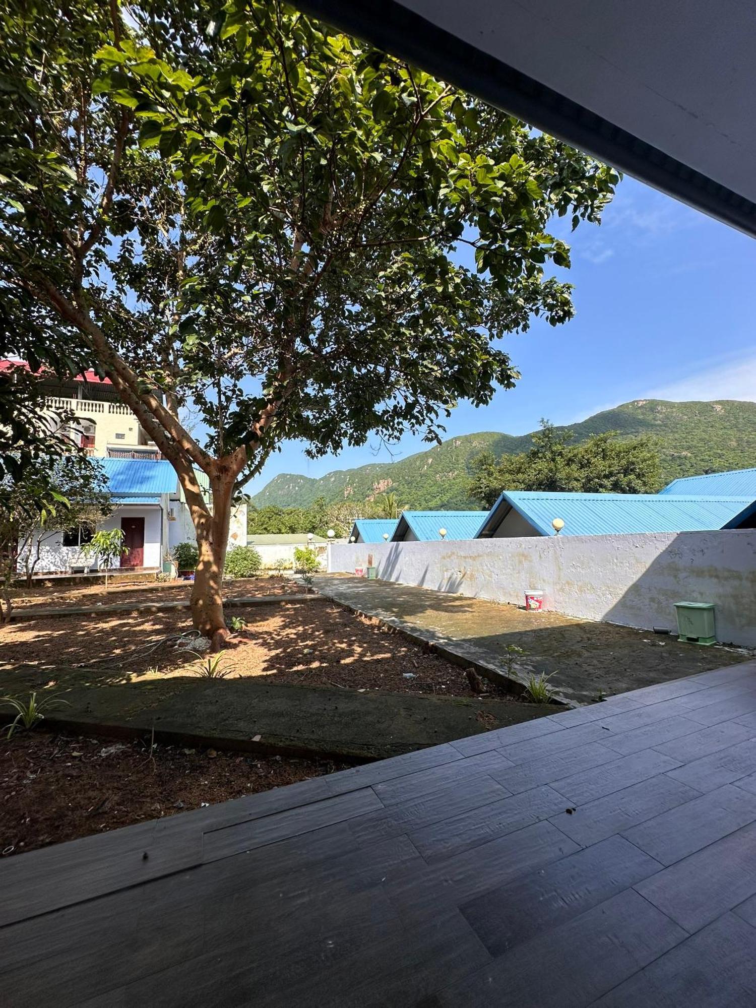 Bungalow Hotel Chi Khu Co Ong Exteriér fotografie