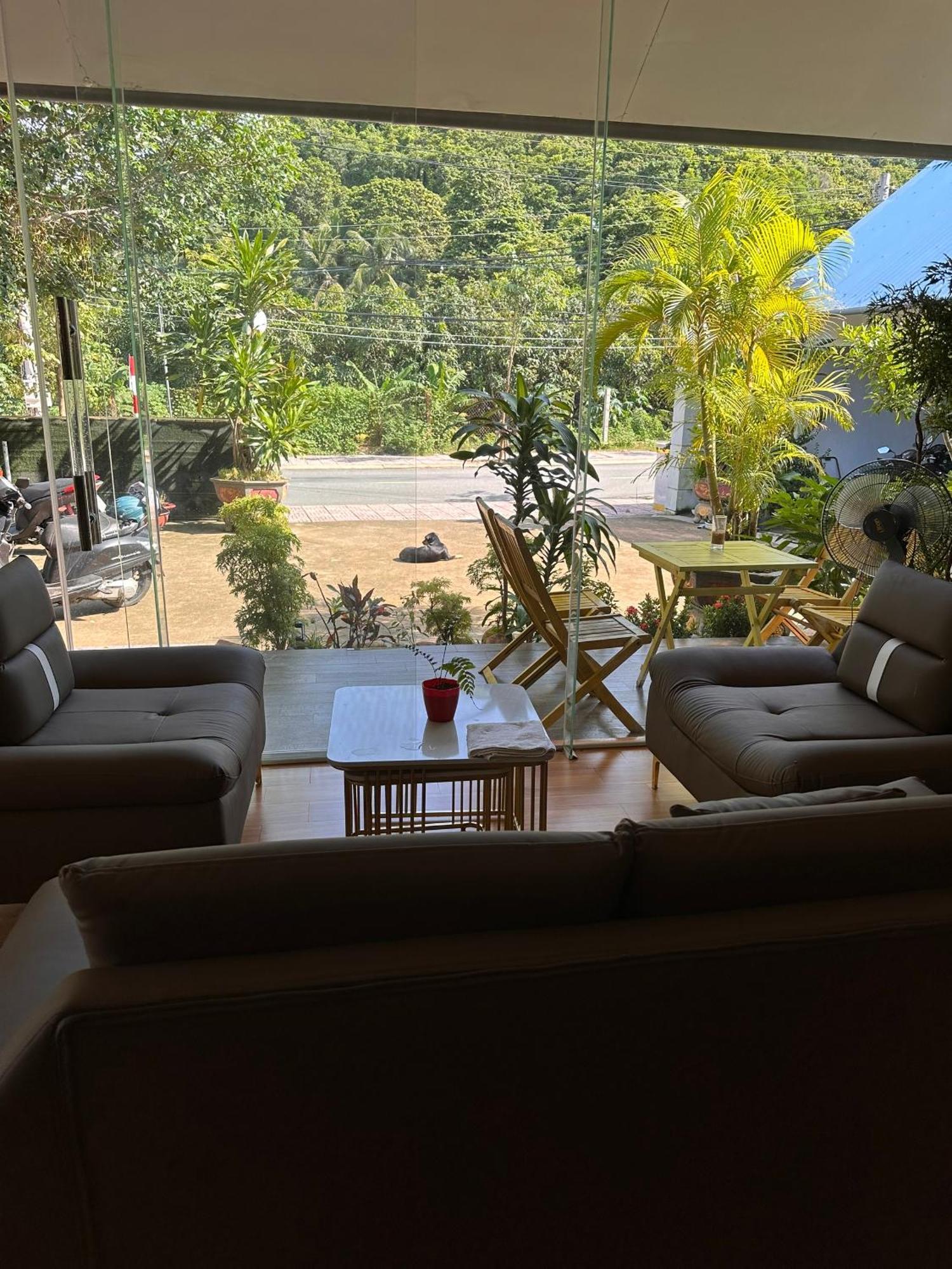 Bungalow Hotel Chi Khu Co Ong Exteriér fotografie