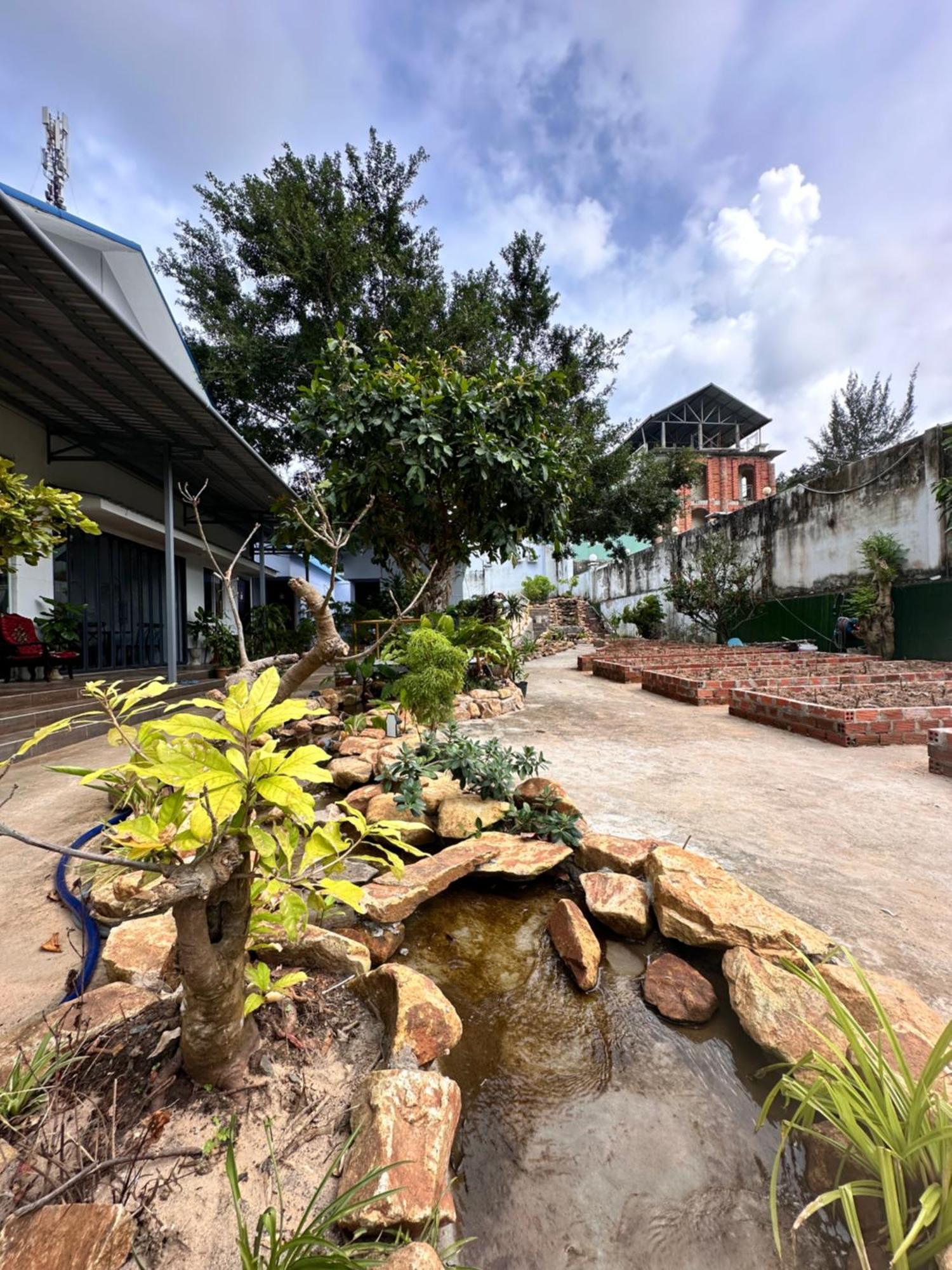 Bungalow Hotel Chi Khu Co Ong Exteriér fotografie