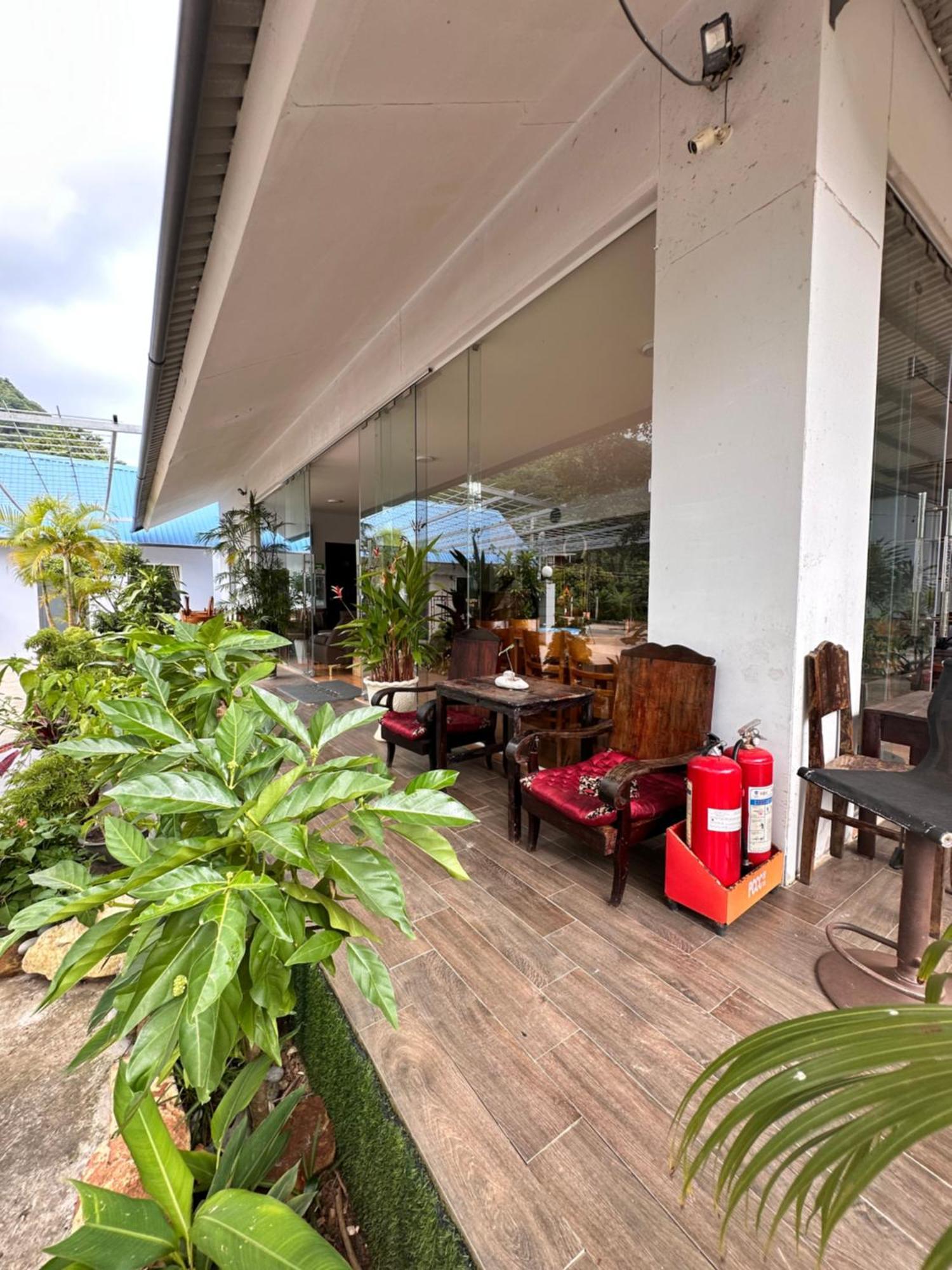 Bungalow Hotel Chi Khu Co Ong Exteriér fotografie