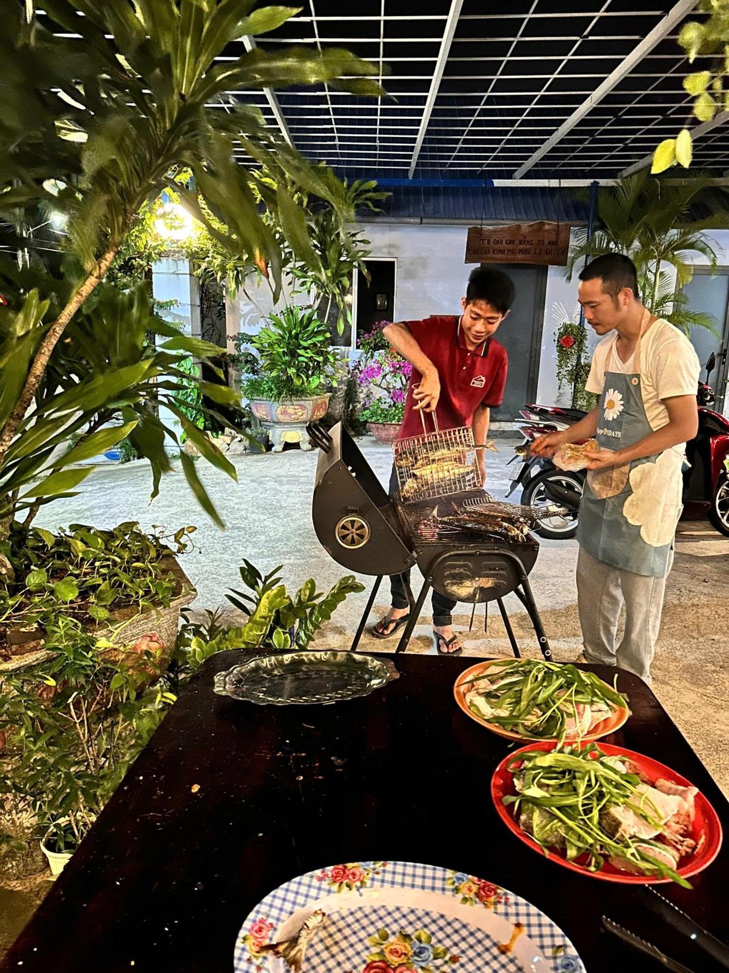 Bungalow Hotel Chi Khu Co Ong Exteriér fotografie