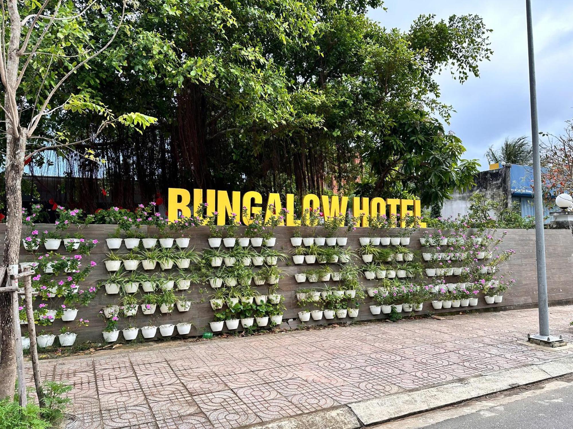 Bungalow Hotel Chi Khu Co Ong Exteriér fotografie